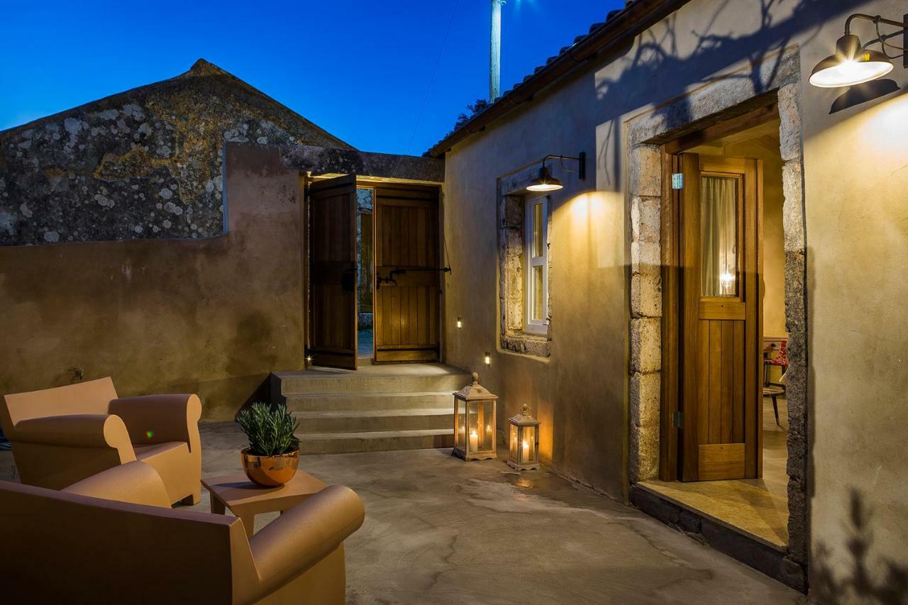 Villa Daniela - Saint Nikolas Retreat Faraklata ภายนอก รูปภาพ
